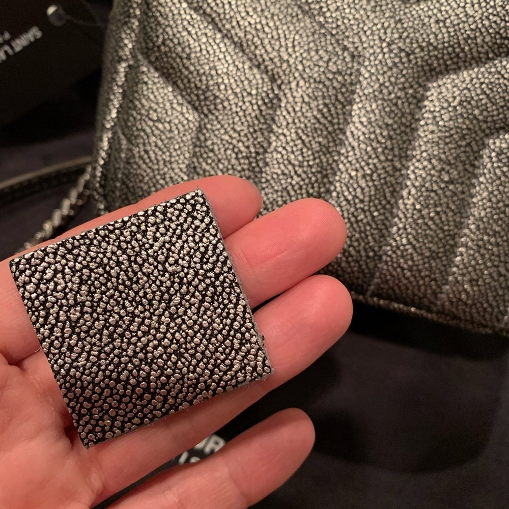 ysl bag additional pic ๐ - Picture 4 of 8